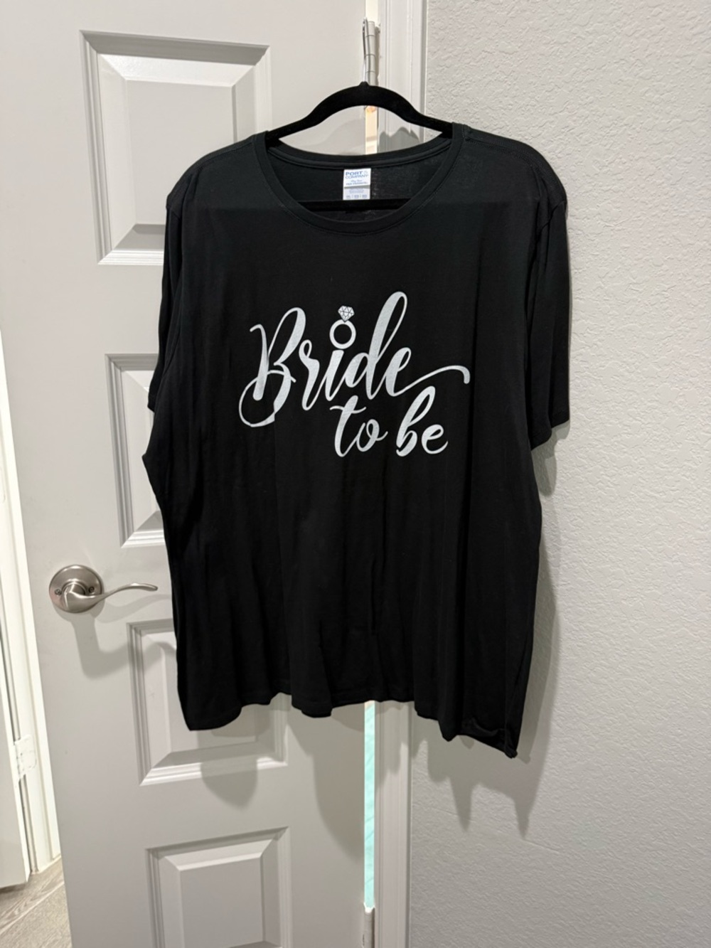 Black "Bride to Be" Graphic Tee